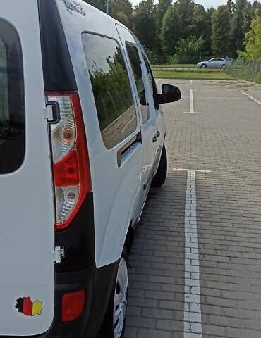 Белый Рено Кенгу, объемом двигателя 1.5 л и пробегом 130 тыс. км за 12500 $, фото 7 на Automoto.ua