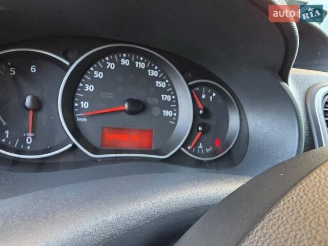 Рено Кенгу 2017 в Одессе на Automoto.ua Белый Рено Кенгу, объемом двигателя 0 л и пробегом 187 тыс. км за 12100 $, фото 12 на Automoto.ua