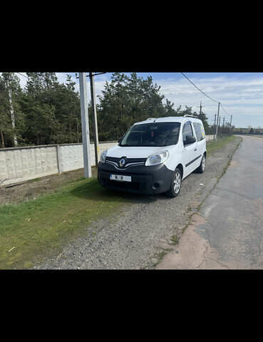 Білий Рено Кєнгу, об'ємом двигуна 1.46 л та пробігом 318 тис. км за 11100 $, фото 1 на Automoto.ua