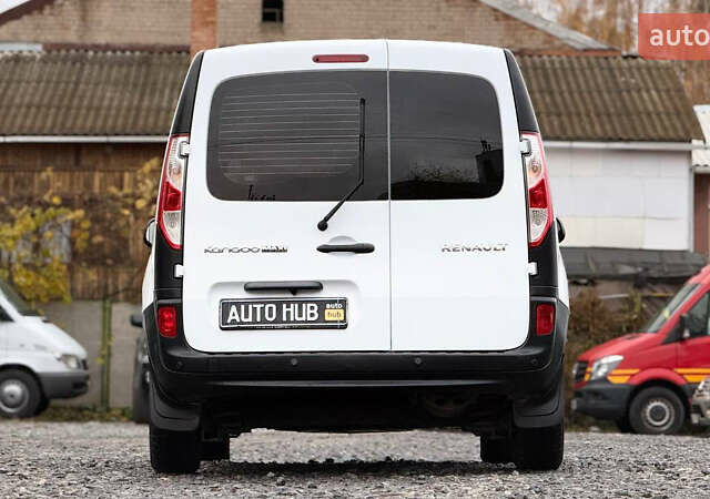 Белый Рено Кенгу, объемом двигателя 1.46 л и пробегом 131 тыс. км за 11900 $, фото 10 на Automoto.ua