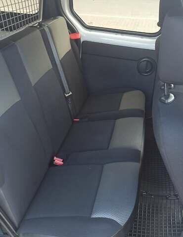 Белый Рено Кенгу, объемом двигателя 1.5 л и пробегом 130 тыс. км за 12500 $, фото 16 на Automoto.ua