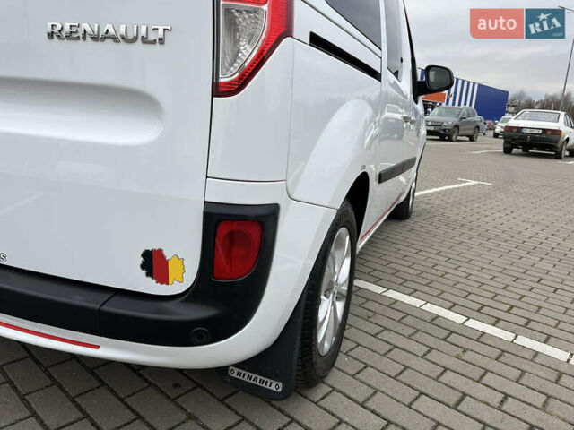 Білий Рено Кєнгу, об'ємом двигуна 1.5 л та пробігом 180 тис. км за 13700 $, фото 10 на Automoto.ua