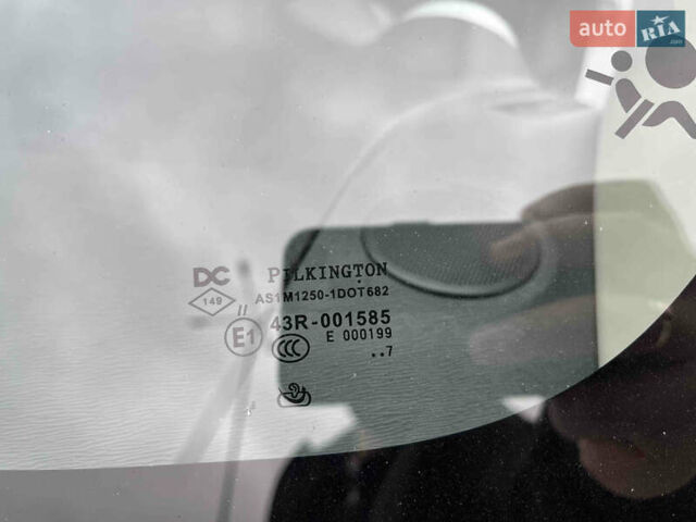 Білий Рено Кєнгу, об'ємом двигуна 1.5 л та пробігом 180 тис. км за 13700 $, фото 32 на Automoto.ua