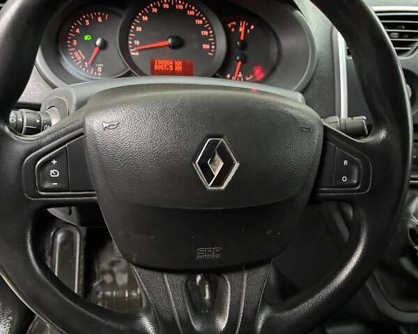 Белый Рено Кенгу, объемом двигателя 1.5 л и пробегом 199 тыс. км за 9999 $, фото 9 на Automoto.ua