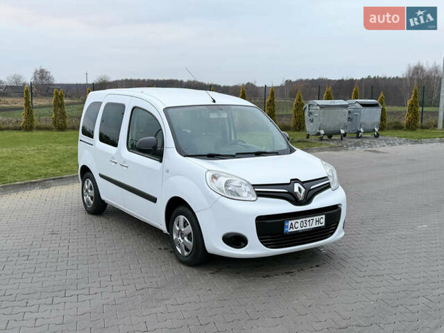 Белый Рено Кенгу, объемом двигателя 1.46 л и пробегом 201 тыс. км за 12700 $, фото 1 на Automoto.ua