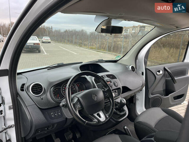 Білий Рено Кєнгу, об'ємом двигуна 1.5 л та пробігом 180 тис. км за 13700 $, фото 16 на Automoto.ua