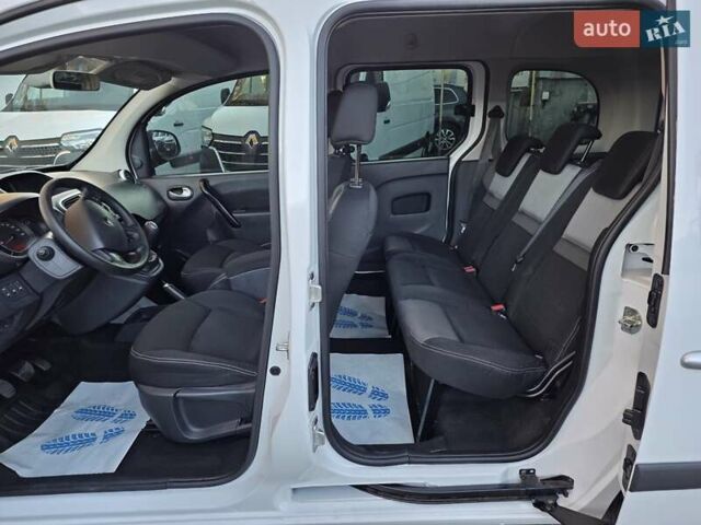Рено Кенгу 2017 в Одессе на Automoto.ua Белый Рено Кенгу, объемом двигателя 0 л и пробегом 187 тыс. км за 12100 $, фото 14 на Automoto.ua