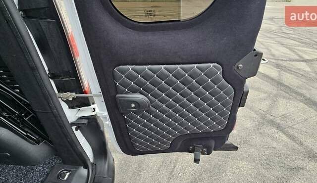 Білий Рено Кєнгу, об'ємом двигуна 1.46 л та пробігом 131 тис. км за 13300 $, фото 28 на Automoto.ua