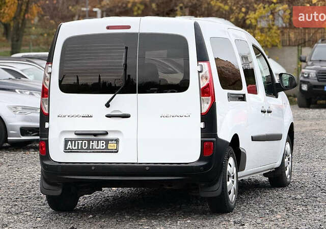 Белый Рено Кенгу, объемом двигателя 1.46 л и пробегом 131 тыс. км за 11900 $, фото 11 на Automoto.ua
