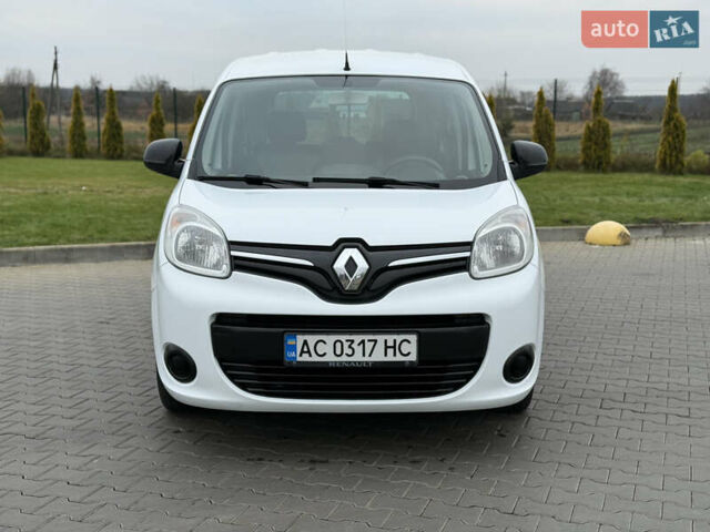 Белый Рено Кенгу, объемом двигателя 1.46 л и пробегом 201 тыс. км за 12700 $, фото 2 на Automoto.ua