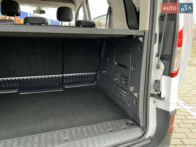 Білий Рено Кєнгу, об'ємом двигуна 1.5 л та пробігом 180 тис. км за 13700 $, фото 20 на Automoto.ua