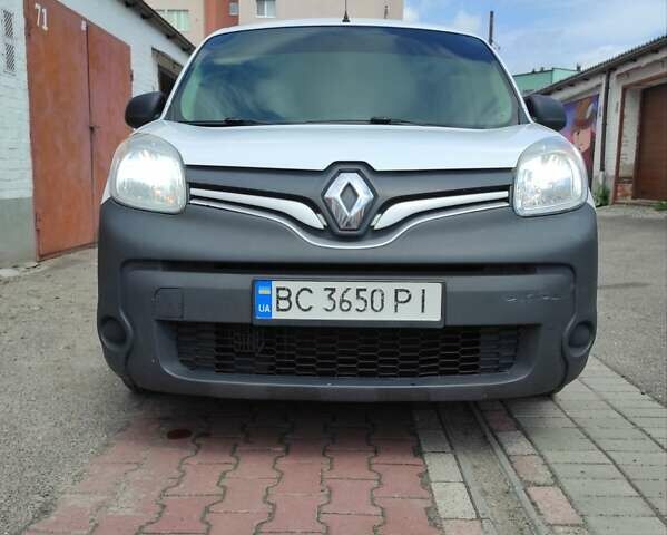 Белый Рено Кенгу, объемом двигателя 1.5 л и пробегом 230 тыс. км за 8200 $, фото 1 на Automoto.ua
