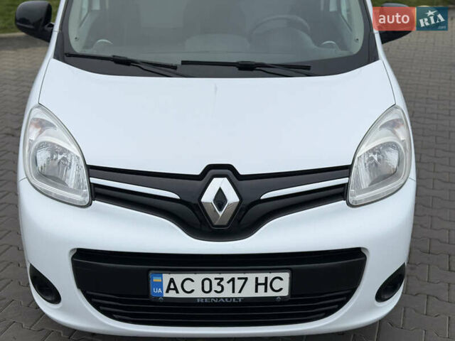 Белый Рено Кенгу, объемом двигателя 1.46 л и пробегом 201 тыс. км за 12700 $, фото 10 на Automoto.ua