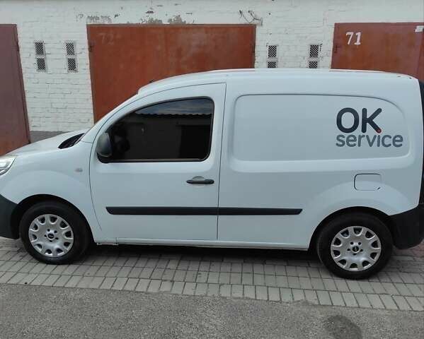 Белый Рено Кенгу, объемом двигателя 1.5 л и пробегом 230 тыс. км за 8200 $, фото 15 на Automoto.ua