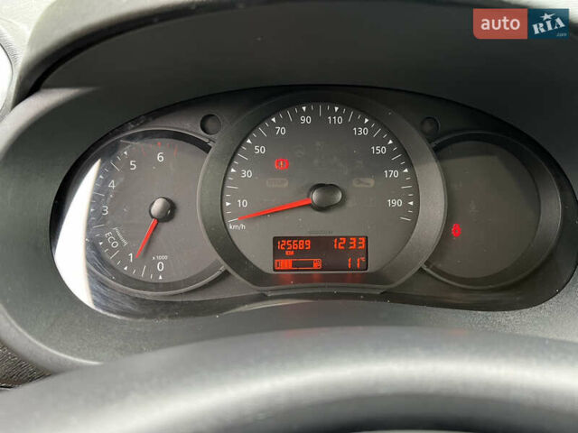 Білий Рено Кєнгу, об'ємом двигуна 1.5 л та пробігом 125 тис. км за 13499 $, фото 34 на Automoto.ua