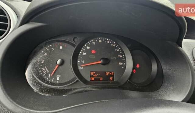 Білий Рено Кєнгу, об'ємом двигуна 1.46 л та пробігом 131 тис. км за 13300 $, фото 14 на Automoto.ua