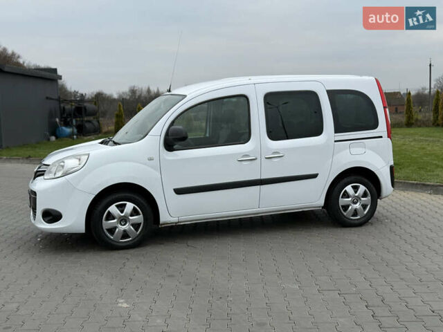 Белый Рено Кенгу, объемом двигателя 1.46 л и пробегом 201 тыс. км за 12700 $, фото 4 на Automoto.ua