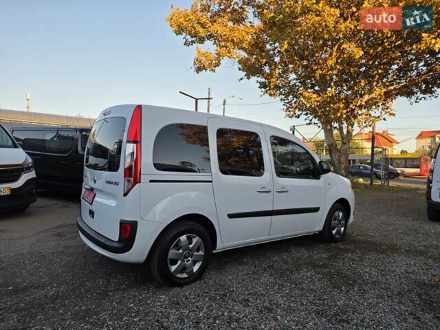 Рено Кенгу 2017 в Одессе на Automoto.ua Белый Рено Кенгу, объемом двигателя 0 л и пробегом 187 тыс. км за 12100 $, фото 7 на Automoto.ua