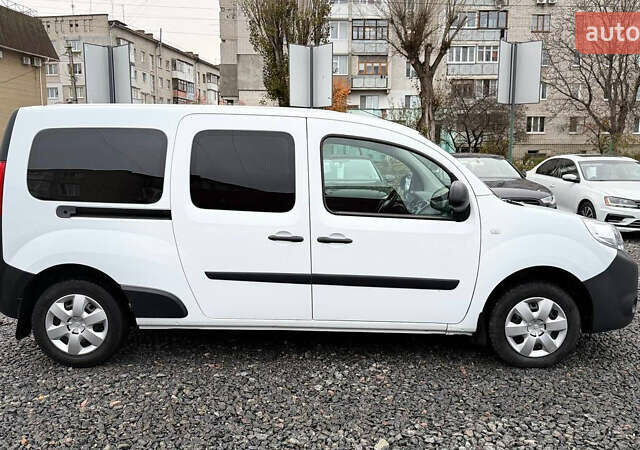 Белый Рено Кенгу, объемом двигателя 1.46 л и пробегом 131 тыс. км за 11900 $, фото 13 на Automoto.ua