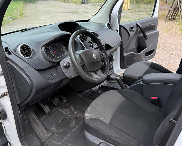 Білий Рено Кєнгу, об'ємом двигуна 1.46 л та пробігом 253 тис. км за 7700 $, фото 10 на Automoto.ua