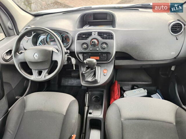 Білий Рено Кєнгу, об'ємом двигуна 0 л та пробігом 36 тис. км за 14200 $, фото 15 на Automoto.ua