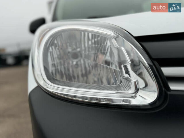 Белый Рено Кенгу, объемом двигателя 1.5 л и пробегом 71 тыс. км за 14700 $, фото 21 на Automoto.ua