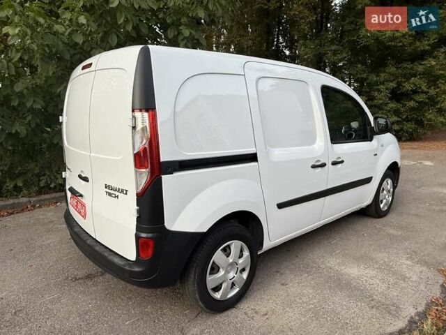 Білий Рено Кєнгу, об'ємом двигуна 0 л та пробігом 23 тис. км за 9900 $, фото 7 на Automoto.ua