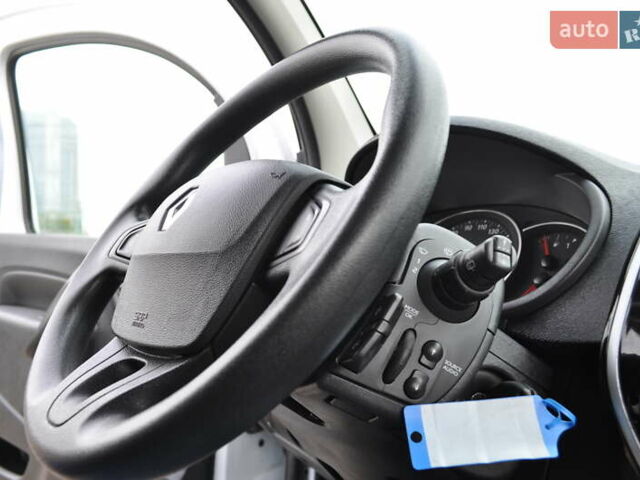 Рено Кенгу 2018 в Киеве на Automoto.ua Белый Рено Кенгу, объемом двигателя 1.5 л и пробегом 157 тыс. км за 15500 $, фото 74 на Automoto.ua