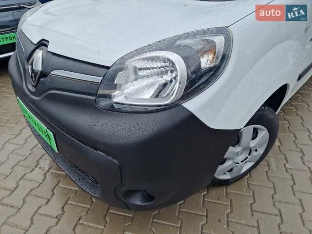 Белый Рено Кенгу, объемом двигателя 0 л и пробегом 105 тыс. км за 9100 $, фото 1 на Automoto.ua