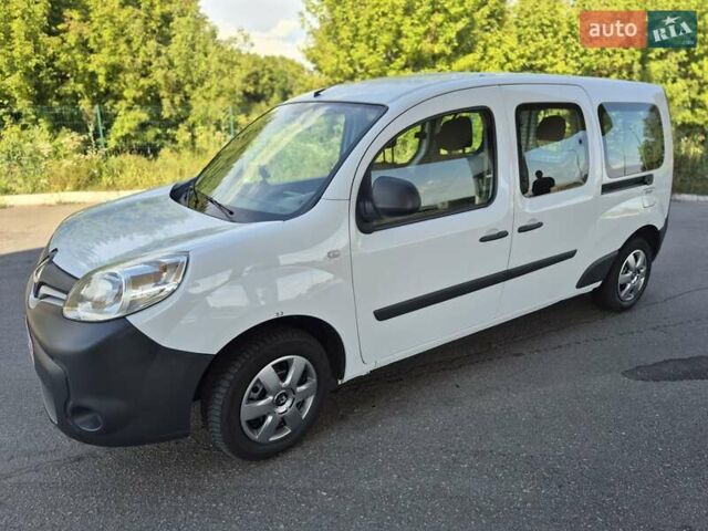 Белый Рено Кенгу, объемом двигателя 1.5 л и пробегом 162 тыс. км за 12570 $, фото 18 на Automoto.ua