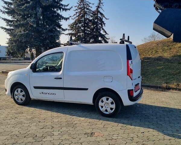 Белый Рено Кенгу, объемом двигателя 0 л и пробегом 191 тыс. км за 8999 $, фото 3 на Automoto.ua