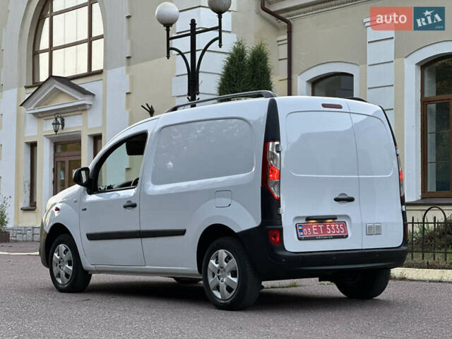 Белый Рено Кенгу, объемом двигателя 0 л и пробегом 32 тыс. км за 9300 $, фото 8 на Automoto.ua