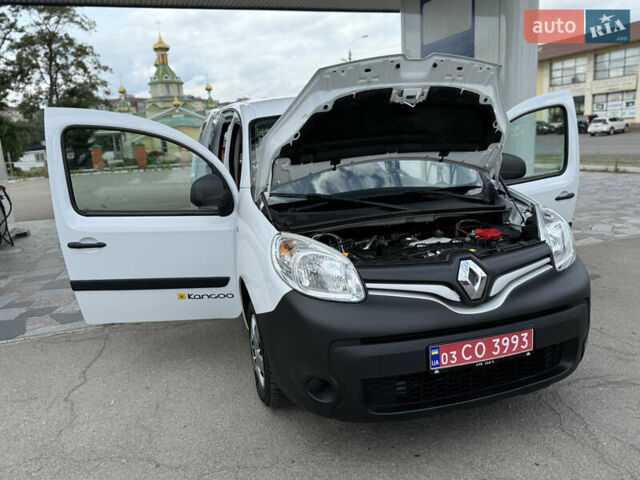 Белый Рено Кенгу, объемом двигателя 1.5 л и пробегом 117 тыс. км за 12999 $, фото 92 на Automoto.ua