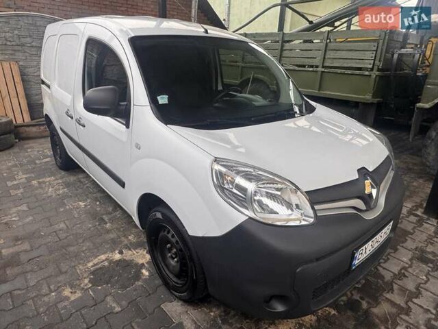 Белый Рено Кенгу, объемом двигателя 1.5 л и пробегом 161 тыс. км за 8200 $, фото 4 на Automoto.ua