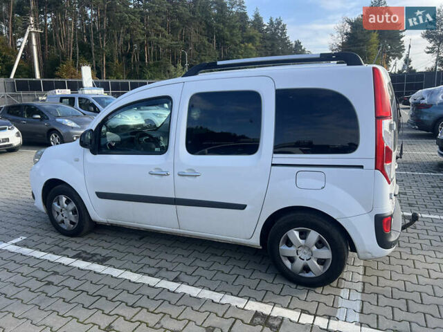 Рено Кенгу 2018 в Львове на Automoto.ua Белый Рено Кенгу, объемом двигателя 1.5 л и пробегом 200 тыс. км за 12300 $, фото 3 на Automoto.ua