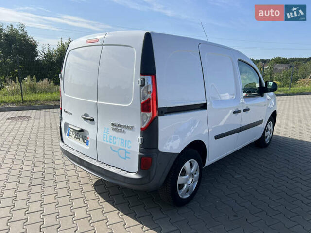 Белый Рено Кенгу, объемом двигателя 0 л и пробегом 18 тыс. км за 9700 $, фото 9 на Automoto.ua