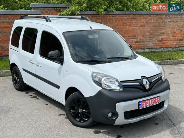Белый Рено Кенгу, объемом двигателя 1.5 л и пробегом 172 тыс. км за 12999 $, фото 4 на Automoto.ua