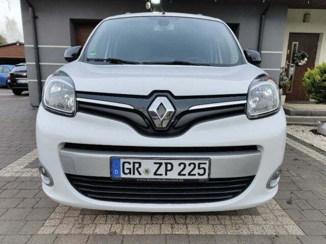 Белый Рено Кенгу, объемом двигателя 1.5 л и пробегом 125 тыс. км за 6170 $, фото 2 на Automoto.ua