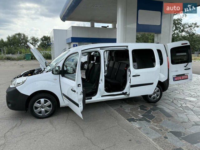 Белый Рено Кенгу, объемом двигателя 1.5 л и пробегом 117 тыс. км за 12999 $, фото 107 на Automoto.ua