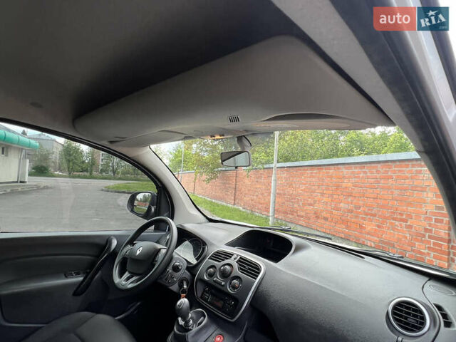 Белый Рено Кенгу, объемом двигателя 1.5 л и пробегом 172 тыс. км за 12999 $, фото 50 на Automoto.ua
