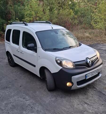 Білий Рено Кєнгу, об'ємом двигуна 1.5 л та пробігом 238 тис. км за 11800 $, фото 5 на Automoto.ua