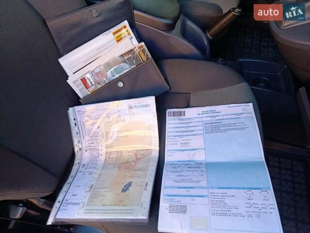 Білий Рено Кєнгу, об'ємом двигуна 0 л та пробігом 15 тис. км за 10200 $, фото 86 на Automoto.ua