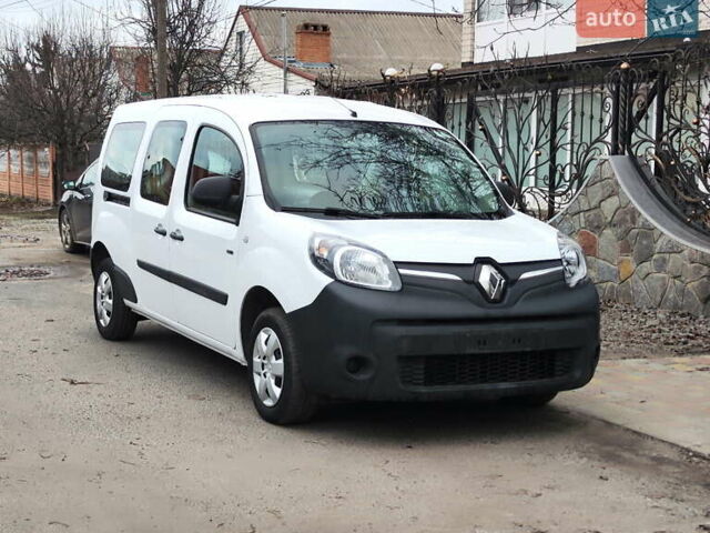 Білий Рено Кєнгу, об'ємом двигуна 0 л та пробігом 36 тис. км за 14200 $, фото 2 на Automoto.ua