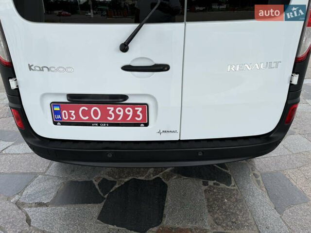 Белый Рено Кенгу, объемом двигателя 1.5 л и пробегом 117 тыс. км за 12999 $, фото 63 на Automoto.ua