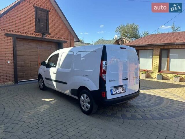 Білий Рено Кєнгу, об'ємом двигуна 0 л та пробігом 29 тис. км за 12300 $, фото 4 на Automoto.ua