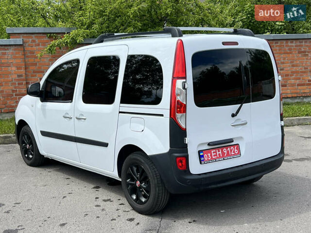 Белый Рено Кенгу, объемом двигателя 1.5 л и пробегом 172 тыс. км за 12999 $, фото 19 на Automoto.ua