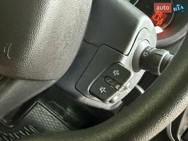 Білий Рено Кєнгу, об'ємом двигуна 0 л та пробігом 23 тис. км за 9900 $, фото 24 на Automoto.ua