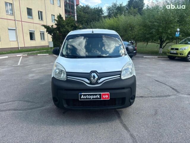 Білий Рено Кєнгу, об'ємом двигуна 1.5 л та пробігом 202 тис. км за 9490 $, фото 7 на Automoto.ua