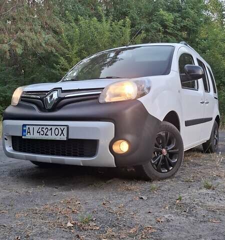 Білий Рено Кєнгу, об'ємом двигуна 1.5 л та пробігом 238 тис. км за 11800 $, фото 2 на Automoto.ua
