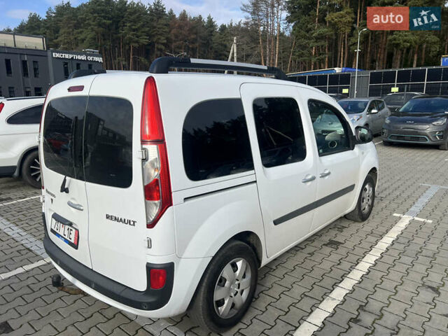 Рено Кенгу 2018 в Львове на Automoto.ua Белый Рено Кенгу, объемом двигателя 1.5 л и пробегом 200 тыс. км за 12300 $, фото 9 на Automoto.ua